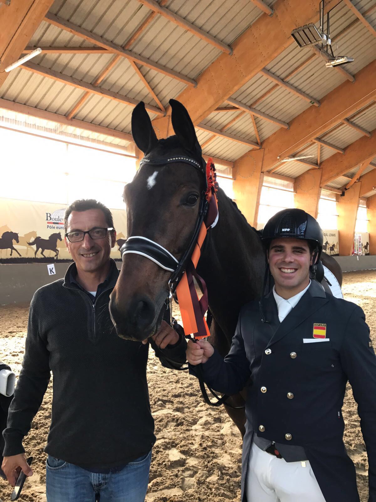 Antonio Laiz cierra la temporada 2017 en el podio del CDI de Salzburgo